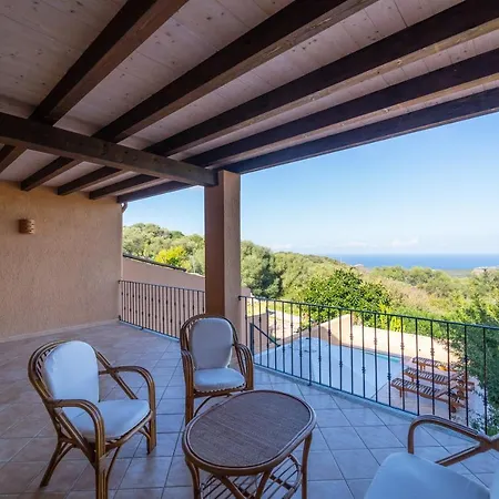 Villa A 5 Minutos De La Playa Cascabraga